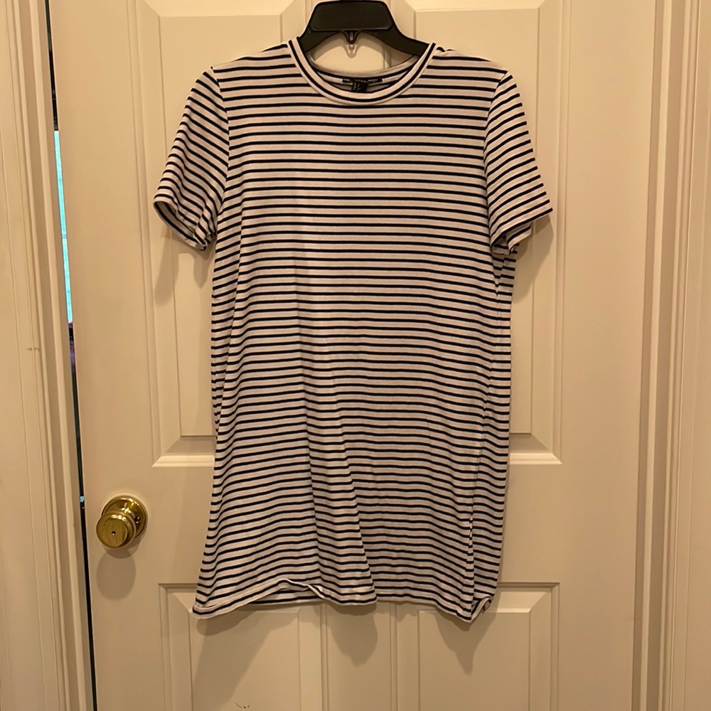 super cute and very comfy dress from forever 21!